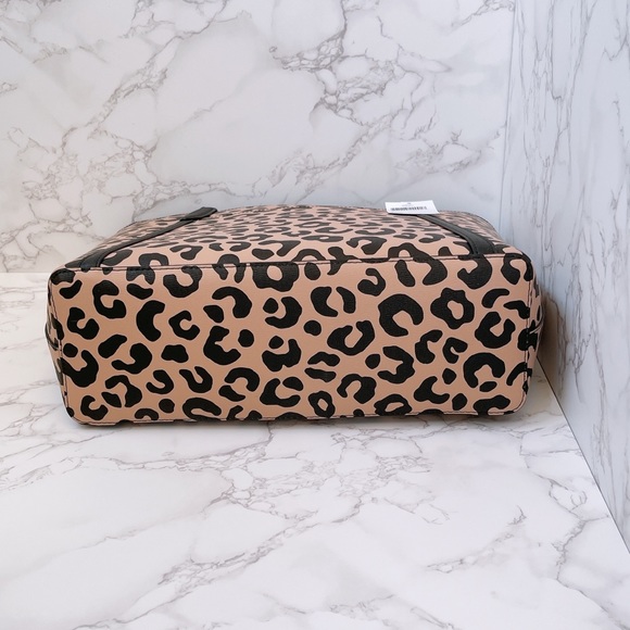 Kate Spade Darcy Leopard Large Tote - Picture 2 of 8